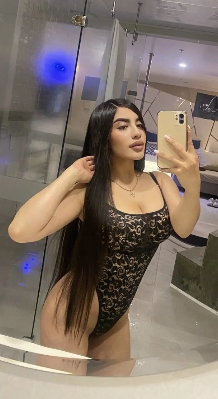 Dallas TX Adriana image 2