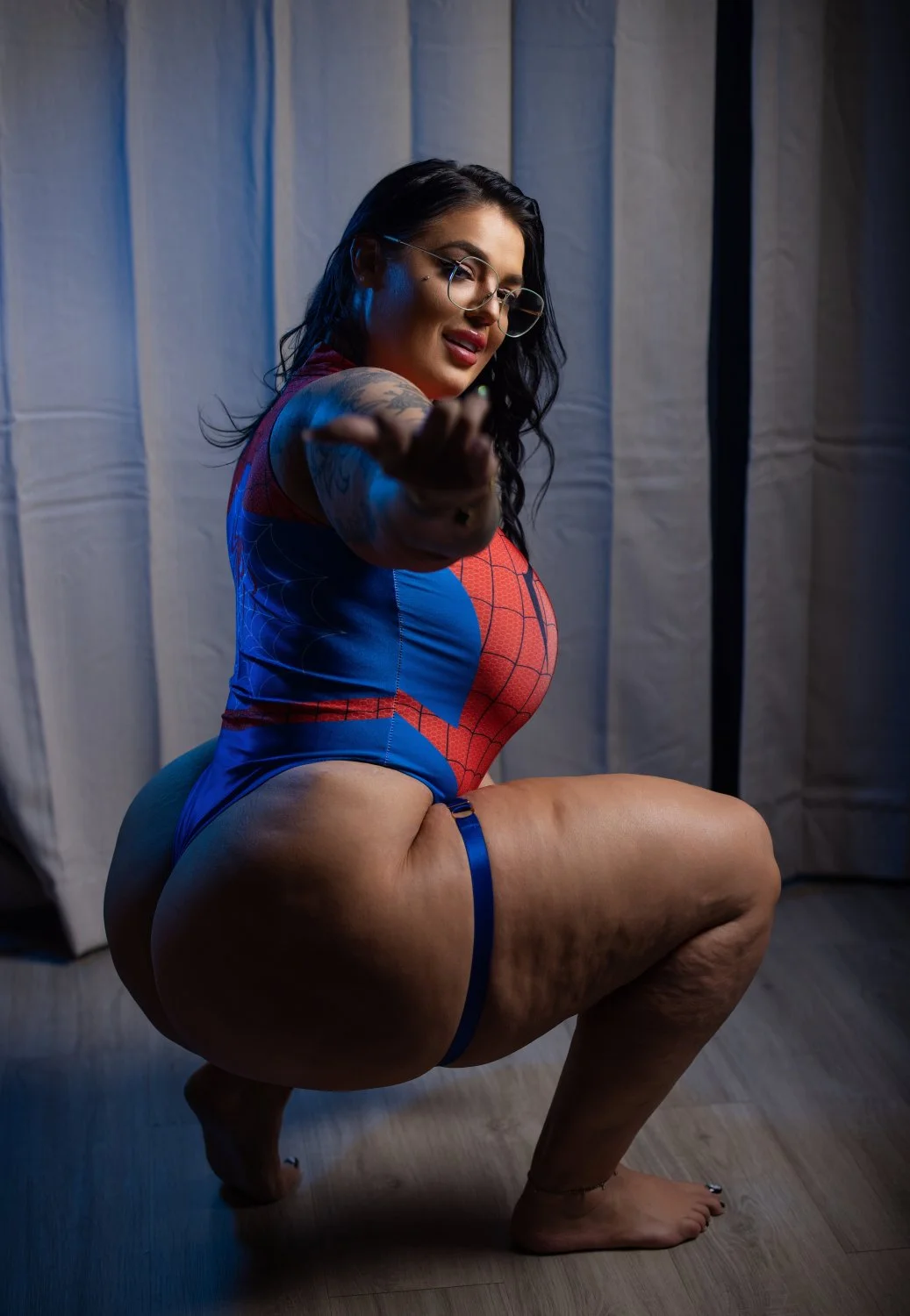 Thick milf main image