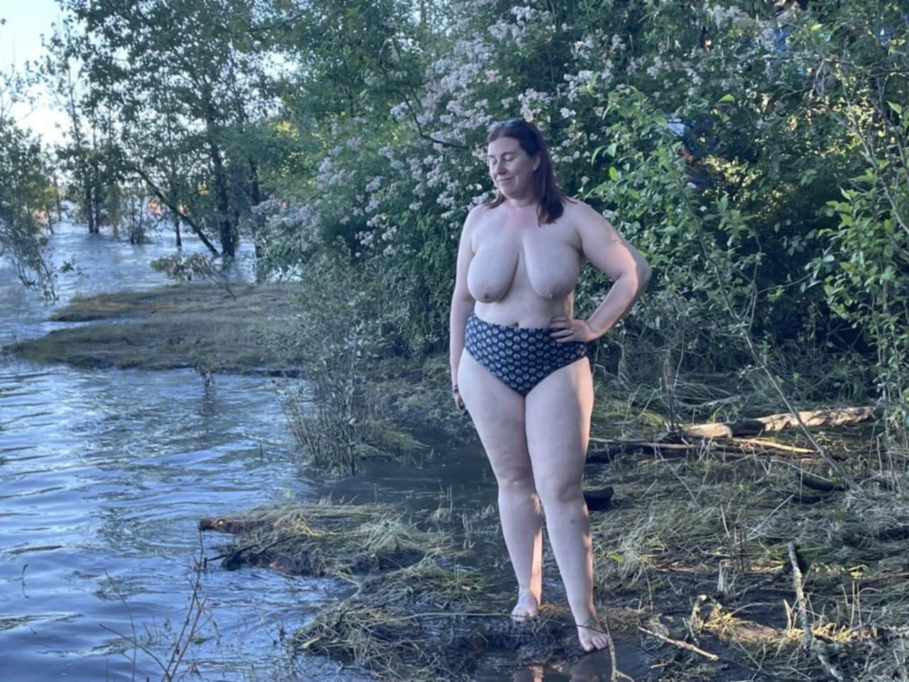 Chubby Girls with Big Tits image 4