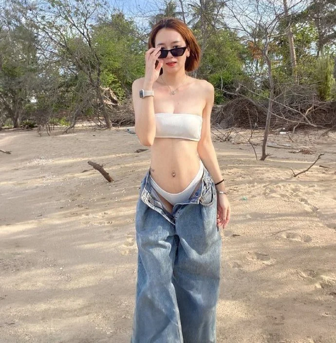 Sexy teen abg blowjob main image
