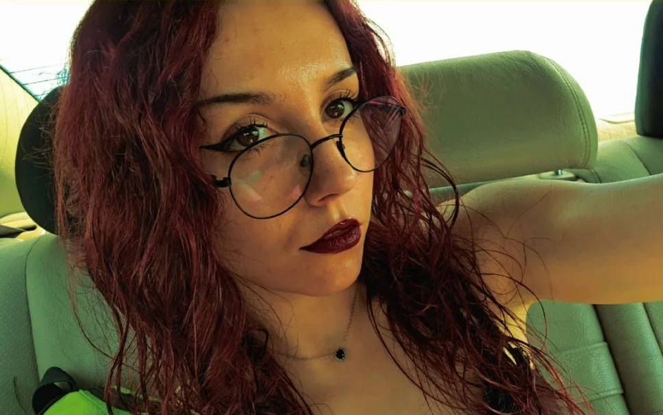 Tight nerdy slut main image