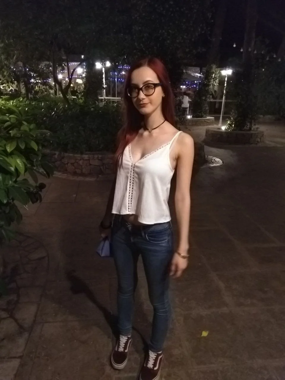 Redhead slut Raffaella image 2