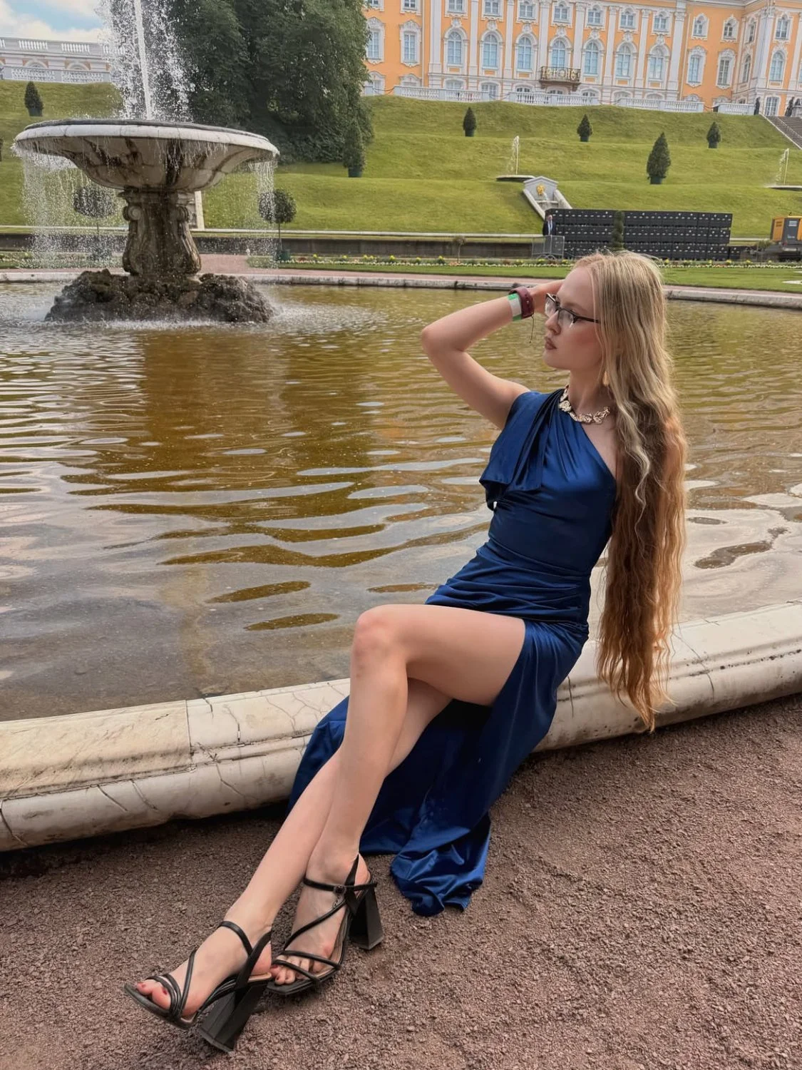 Sexy feet of blonde slut image 5