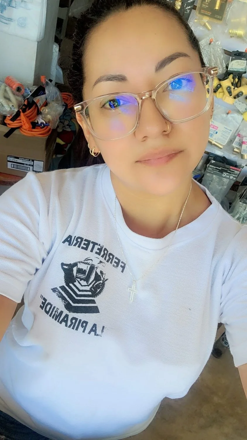 Would love to cum on those glasses image 14