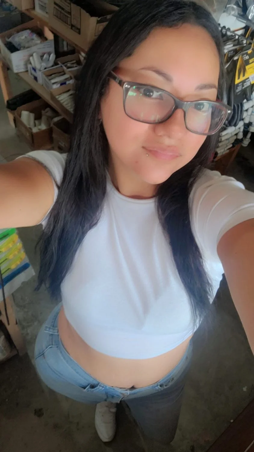 Would love to cum on those glasses image 3