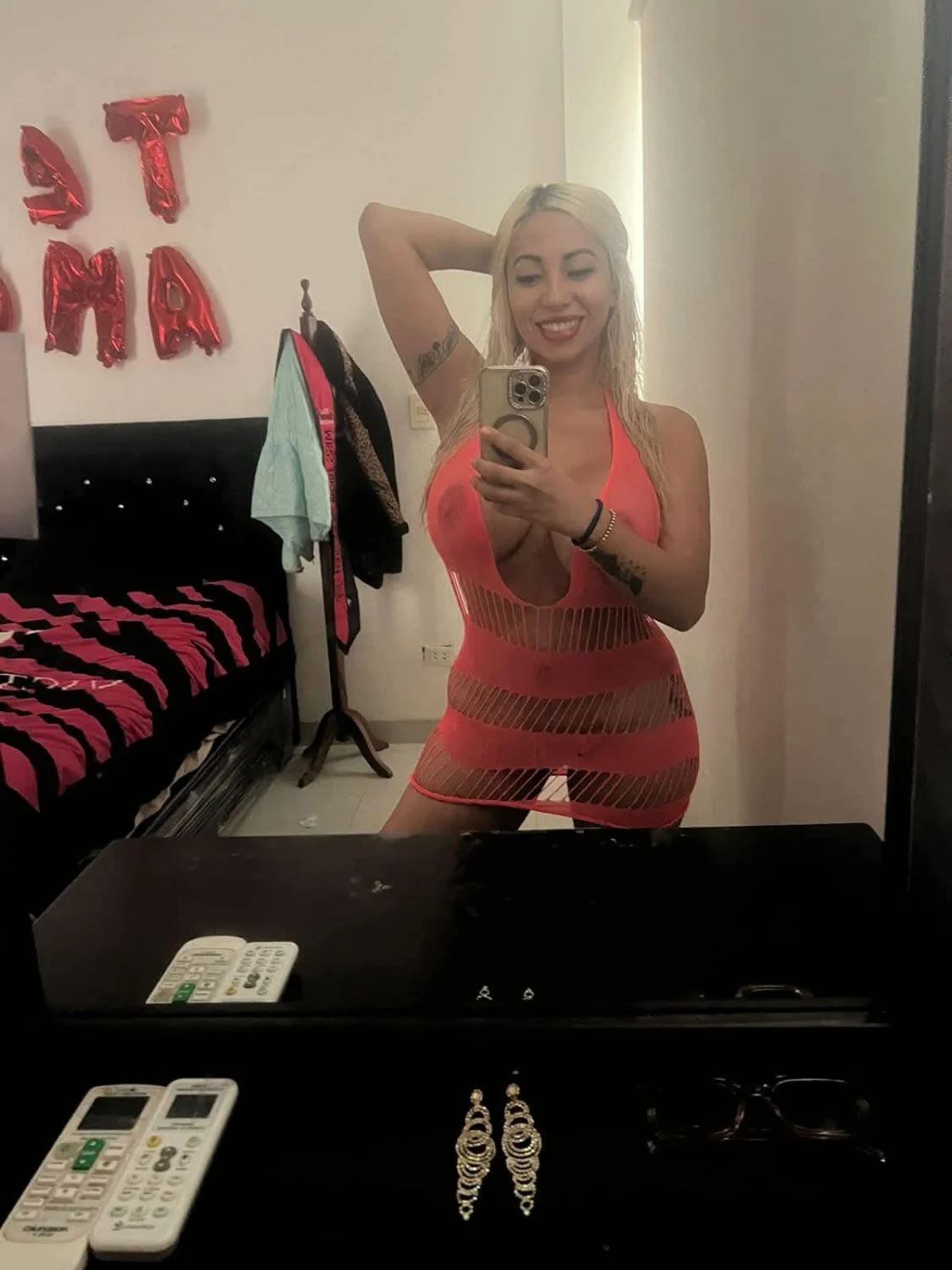Mayra G 3 image 12