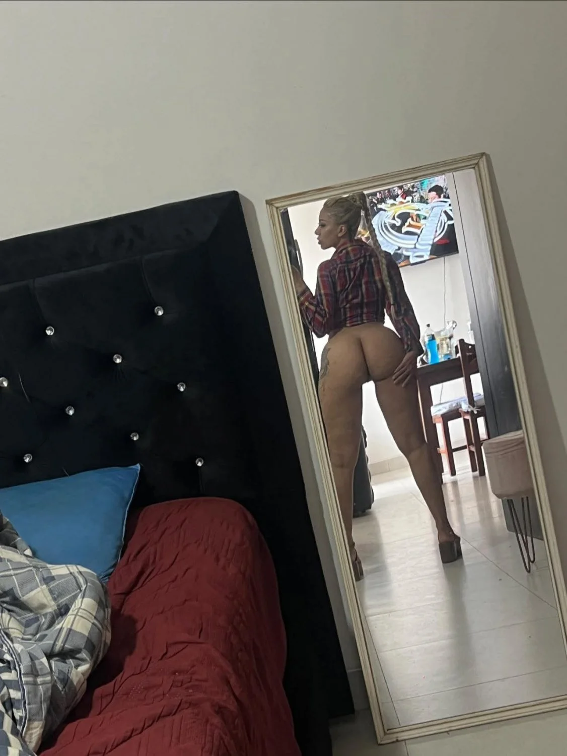 Mayra G 3 image 20