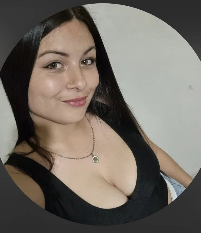 Nicoleña mendez agustina image 14