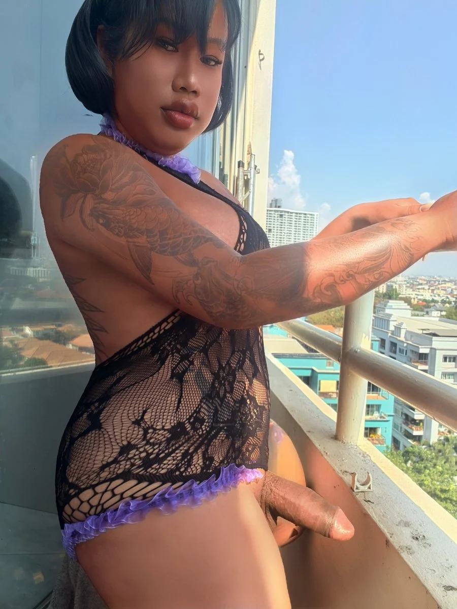 Maya Cobra Queen Trans Sexy image 4