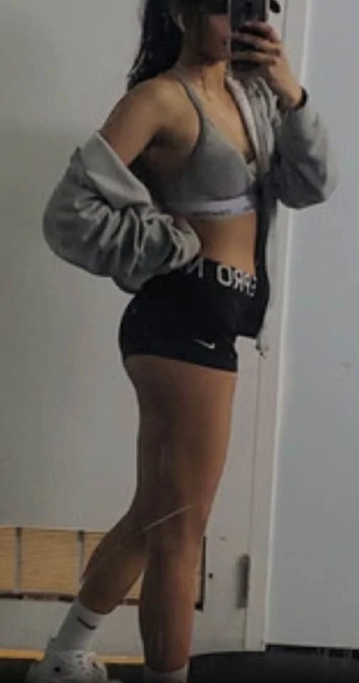 My favorite slut so far pt. 1 image 3