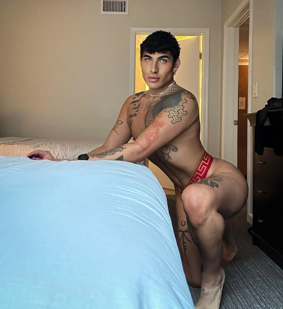 BADDI FEMBOY CULO GRANDE image 25