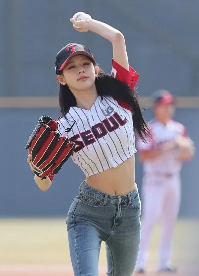 Random Idol (Kpop) Pictures 1 📷 image 2