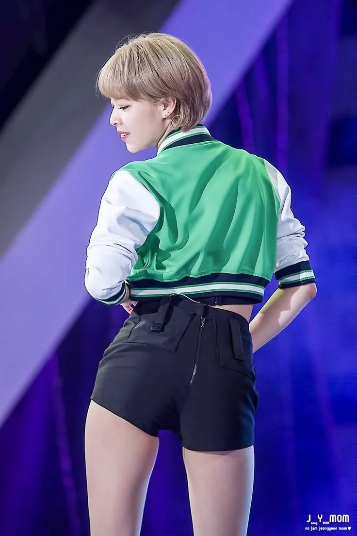 Random Idol (Kpop) Pictures 1 📷 image 4