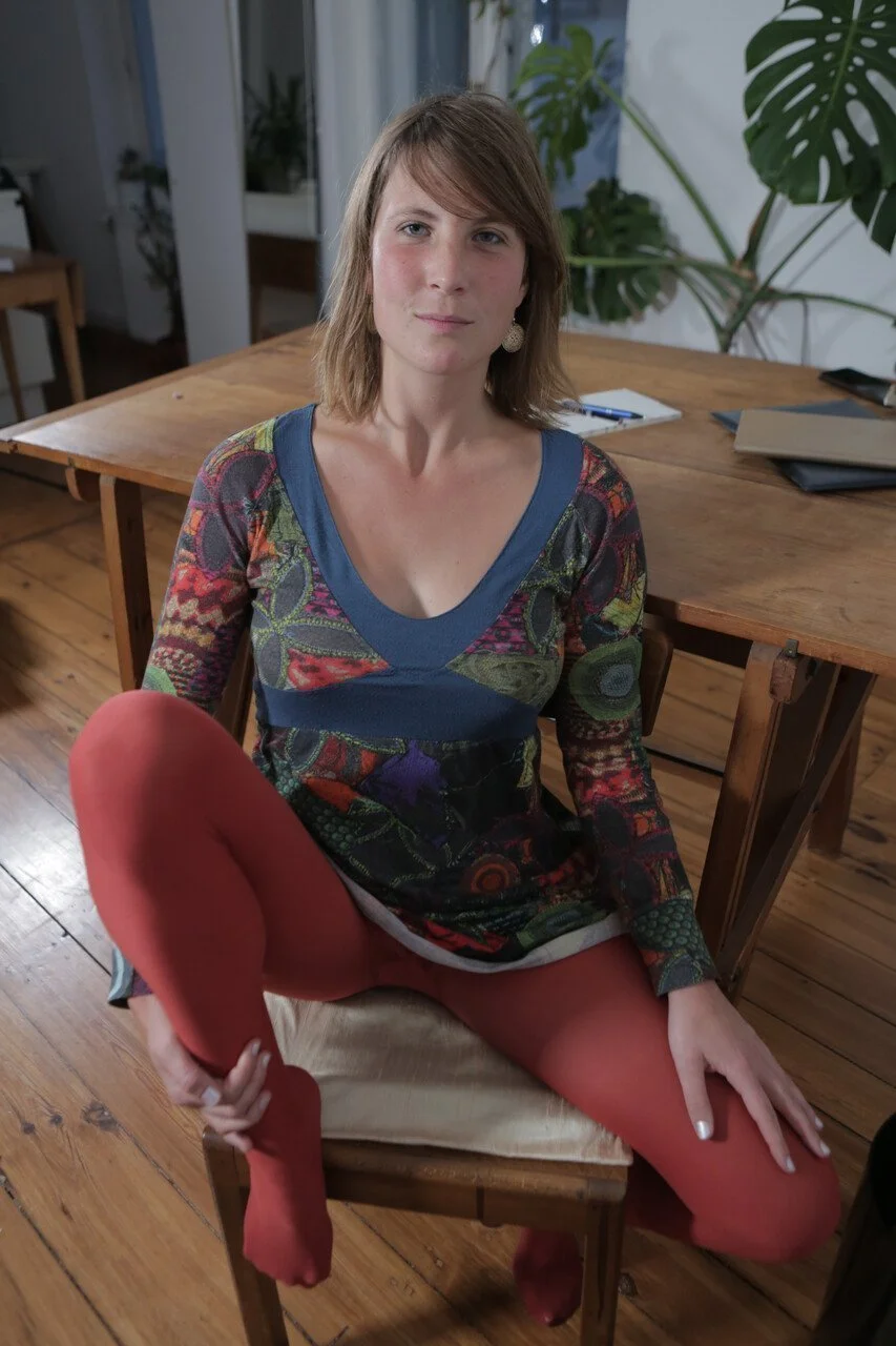 Lucy beautiful body image 8