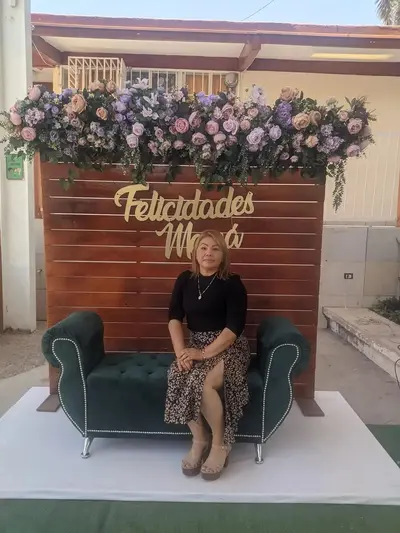 La rica señora Teresita cover image