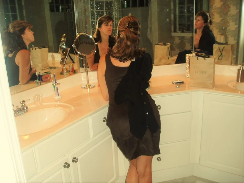 Discovering your neighbors like to fuck! Old swing party photos. This secretary’s horny!🔥🔥🤤🤤 image 41