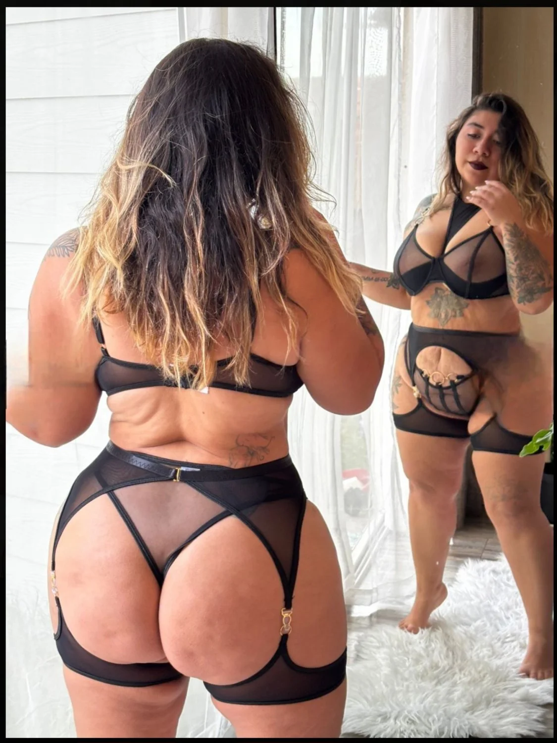 Tetona y nalgona image 3