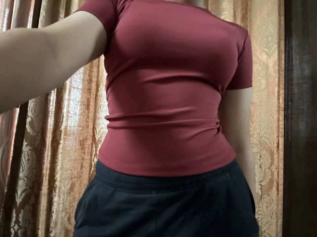 323 - Sexy Indian baddie showing off her body image 4