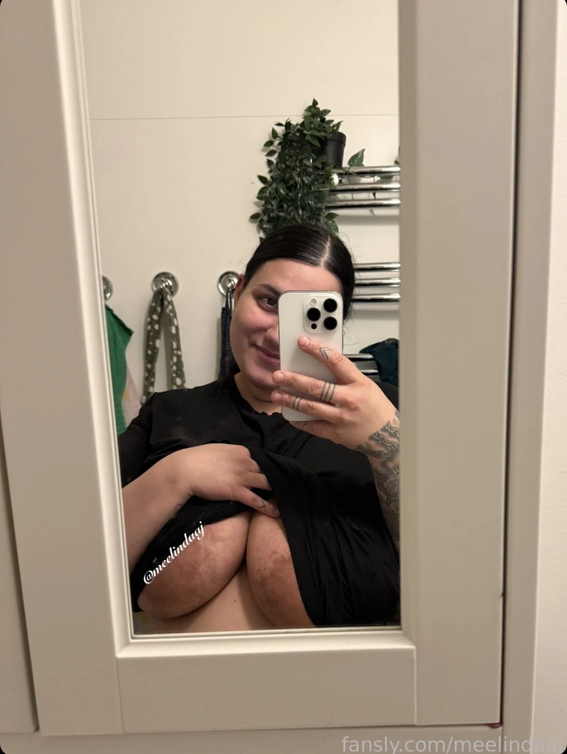 Behalf nipple teasers are getting old. She needs to revert back to her old ways image 16