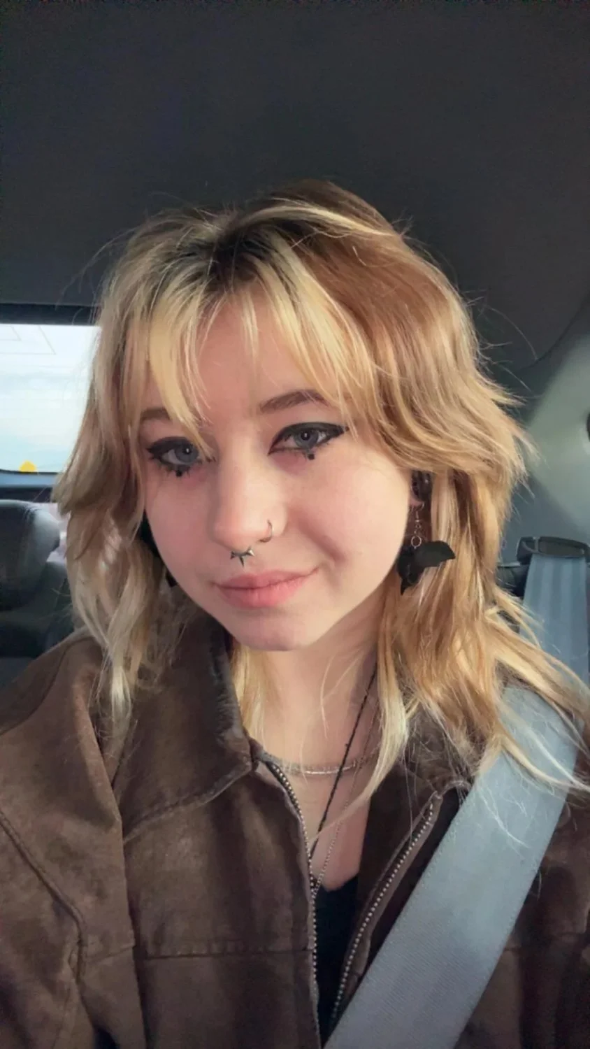 20 year old snap slut image 5