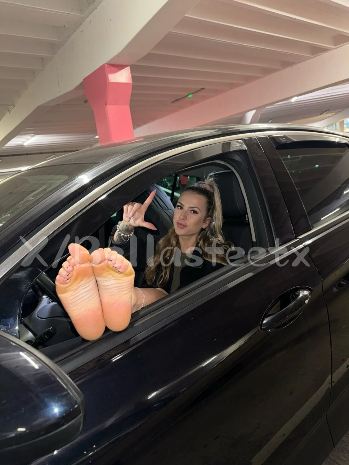 Bella’s blonde thick soles image 39