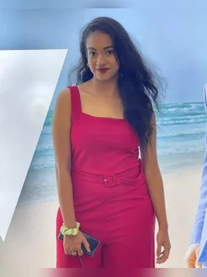 Indian bitch exposed her self to her boss image 13
