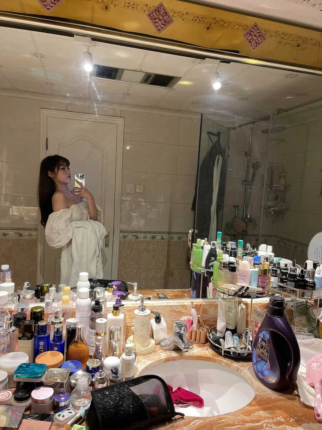 asian slut Lina wanna be exposed image 7