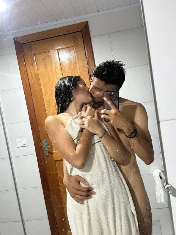 novinha mais gostosa da facul caiu na chapa e foi vazada! putinha, gostosa, amador, vazou, vazadas image 1