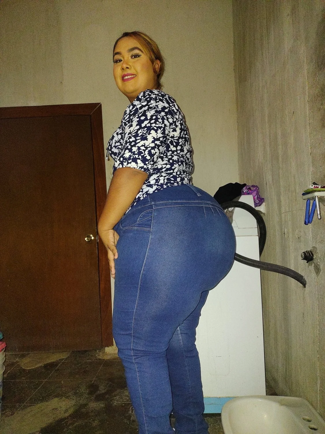 PhAt ChunKy m3x1cAn bBw bootY !! image 8