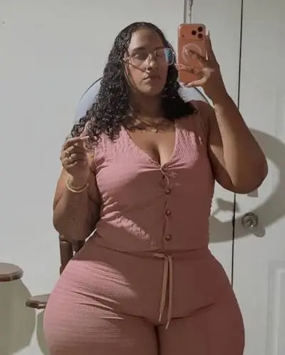 HeaVy d0miN1cAn Amaz0N bo0ty !! cover image