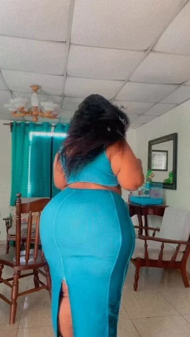 HeaVy d0miN1cAn Amaz0N bo0ty !! image 11