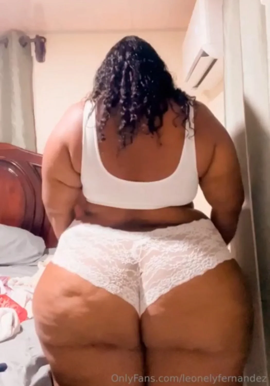 HeaVy d0miN1cAn Amaz0N bo0ty !! image 21