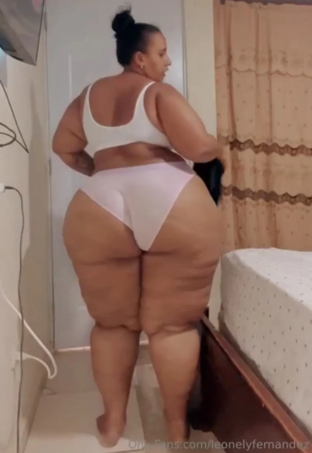 HeaVy d0miN1cAn Amaz0N bo0ty !! image 26