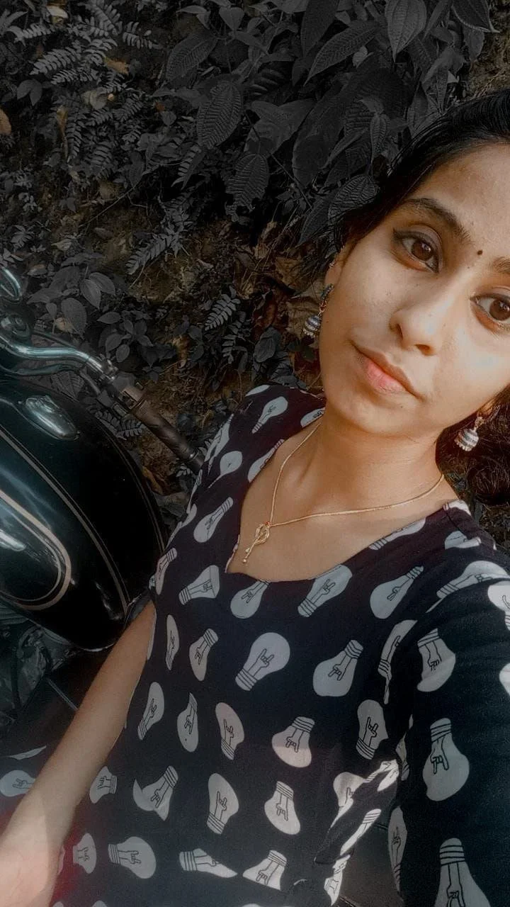 Indian vilage girl eexposed her self image 12