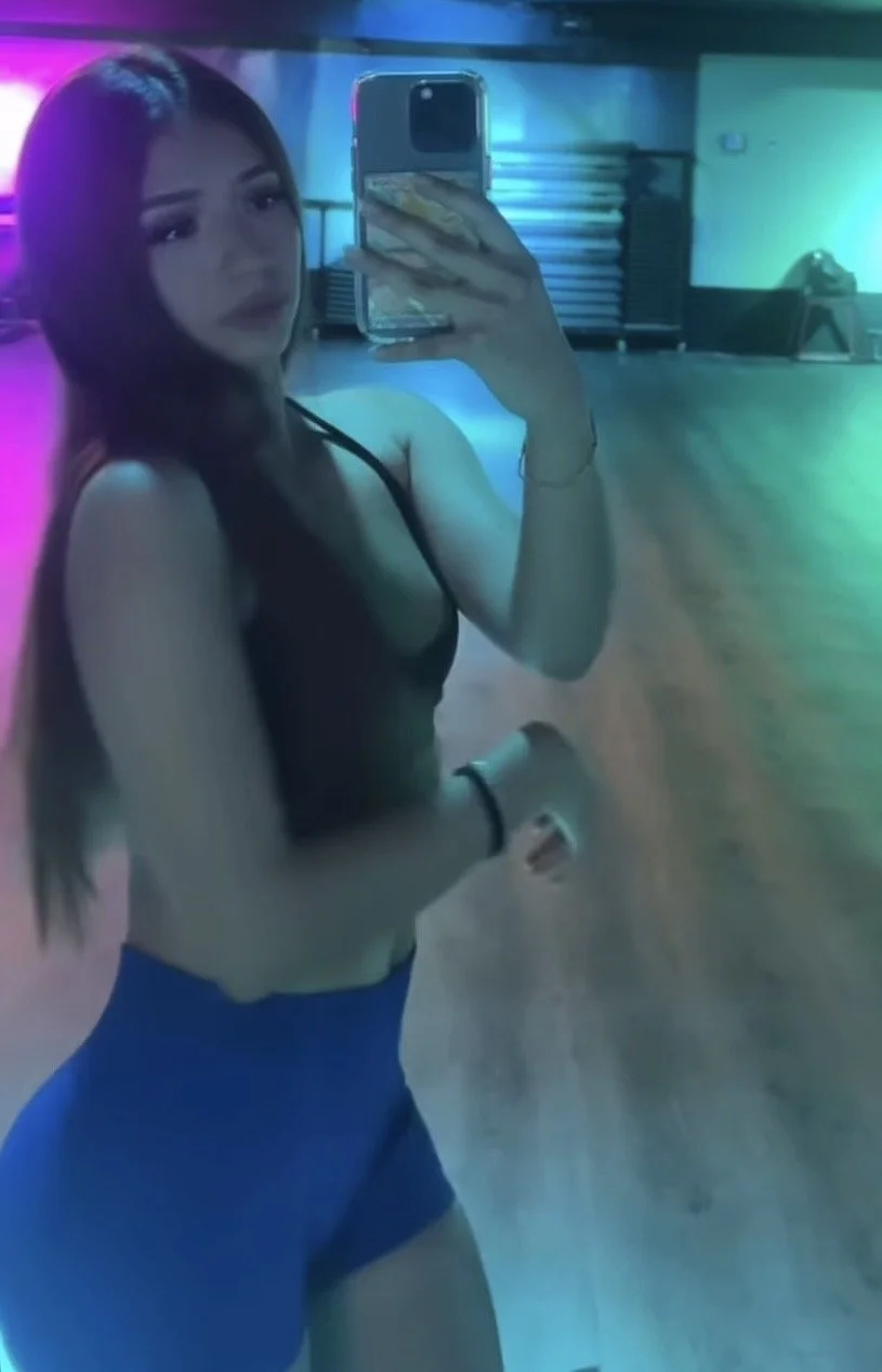 Latina Teen Gym Rat image 6