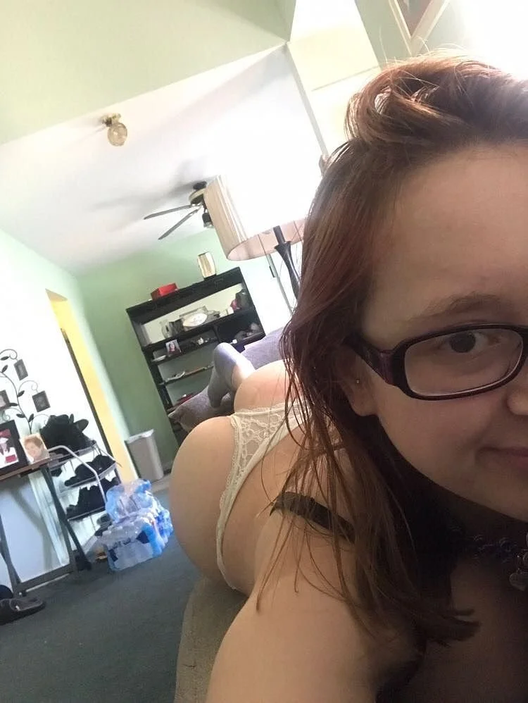Alyssa image 13