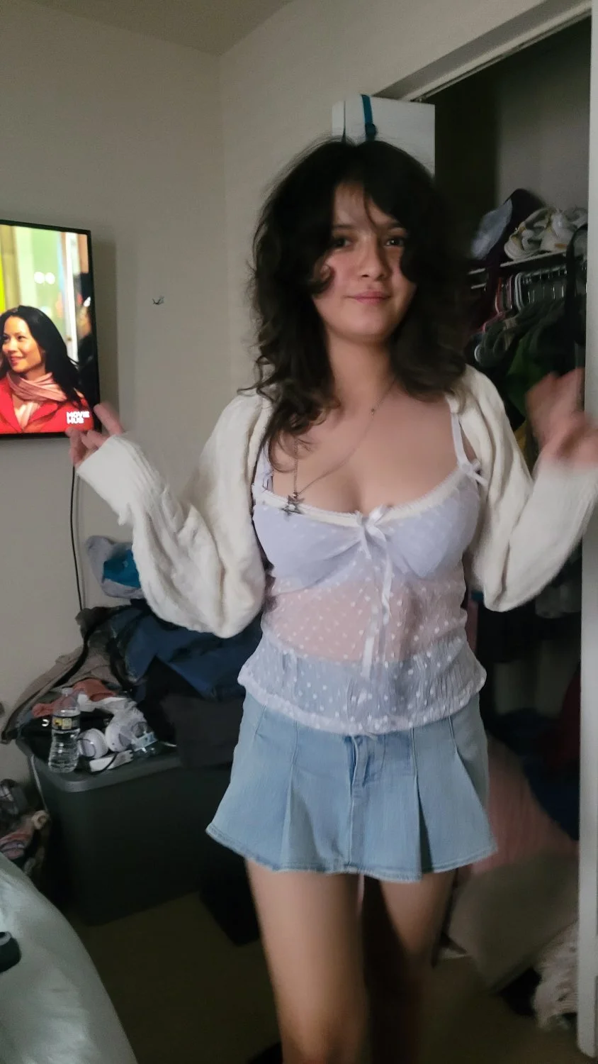 Deliciosas tetas de zorra image 18
