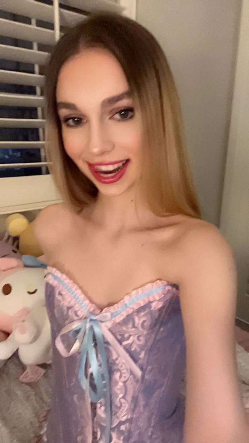 petite blonde webslut image 10