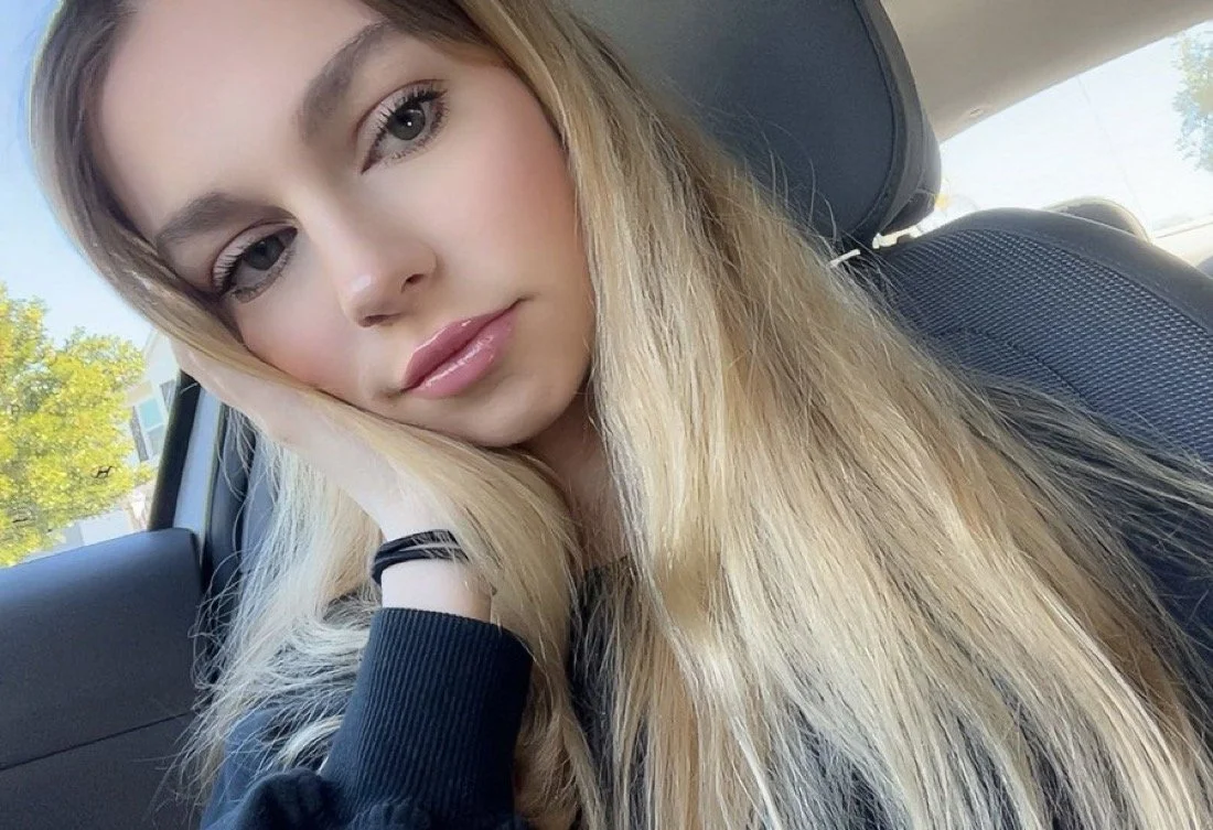 petite blonde webslut image 5