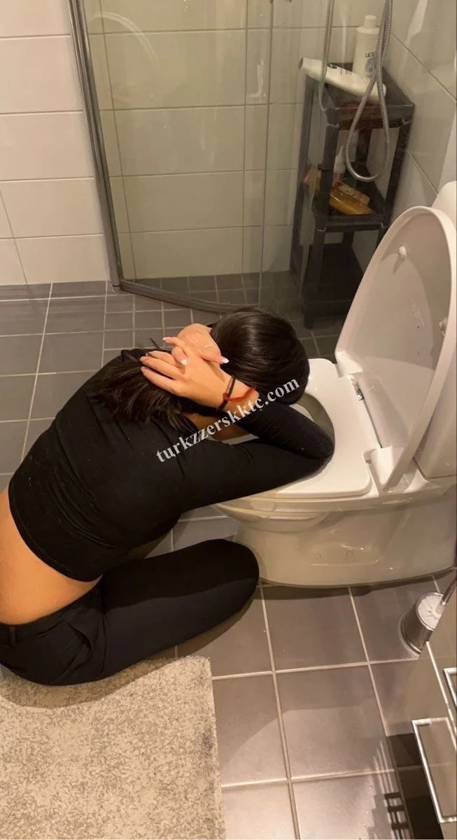 perfect turkish slut image 5