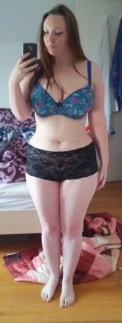 Jessica - UK Chubby Milf. (pic2) image 17