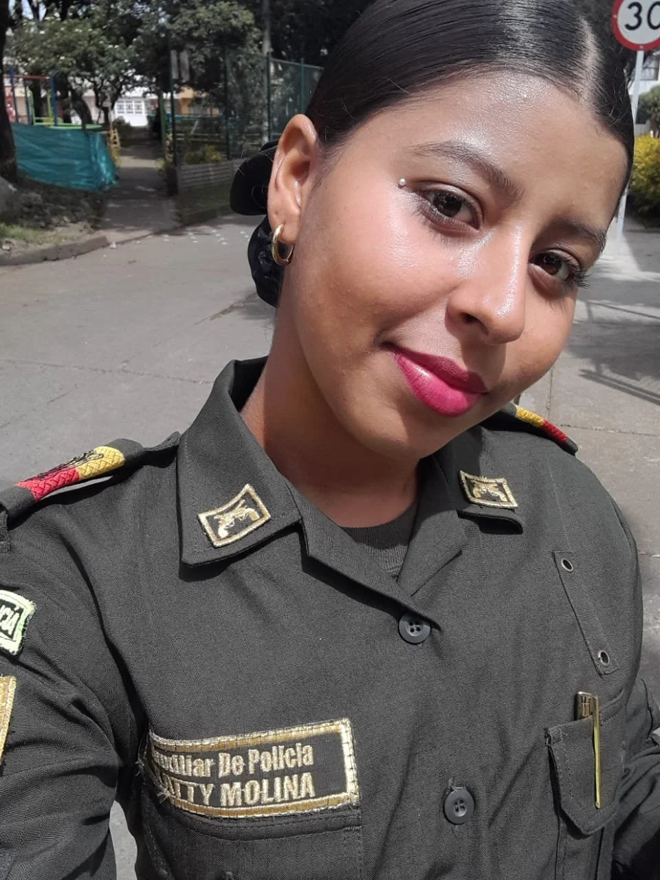 Auxiliar De Policía Katty Molina 🚔🇨🇴👮‍♀️🥵🤤😈🥴 image 37