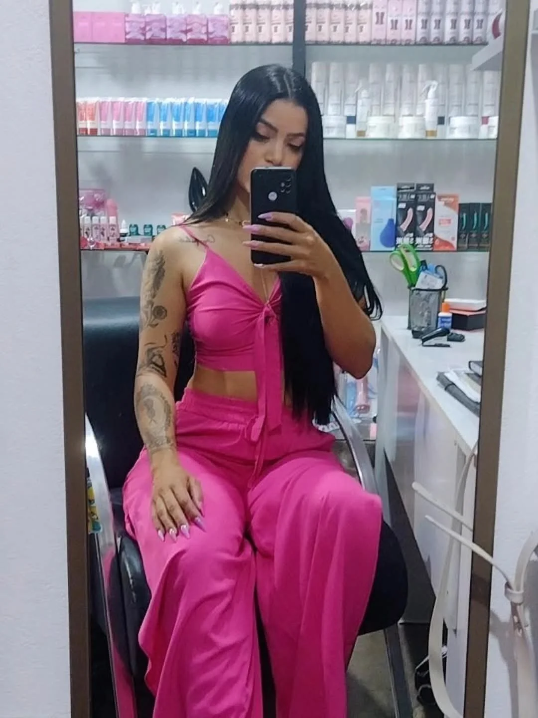 Novinha tatuada 🔥 image 5