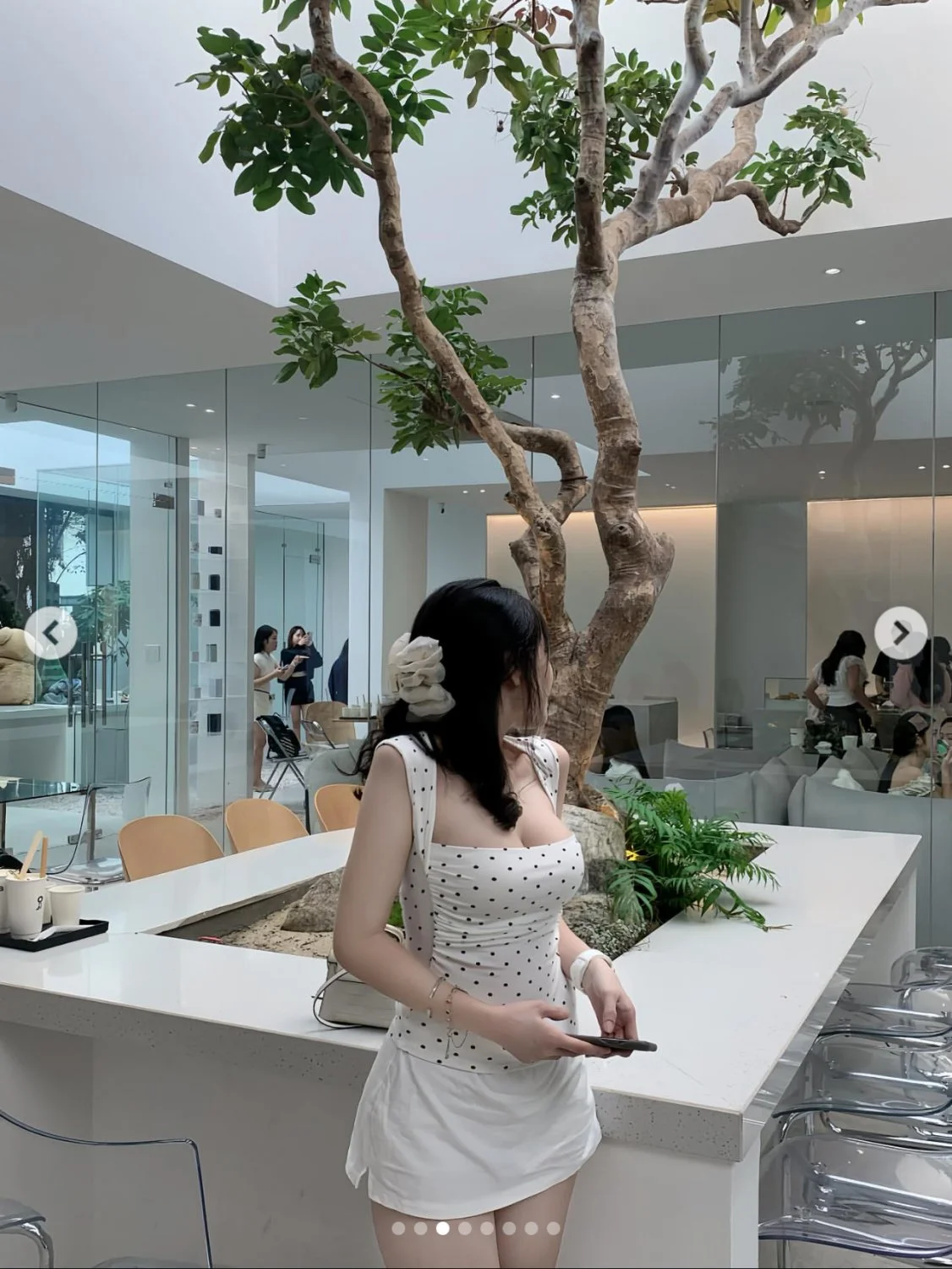 Con bạn thân cực múp đã v còn dâm nữa image 11