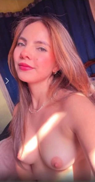 Angie aporte de un seguidor. Colombiana image 3