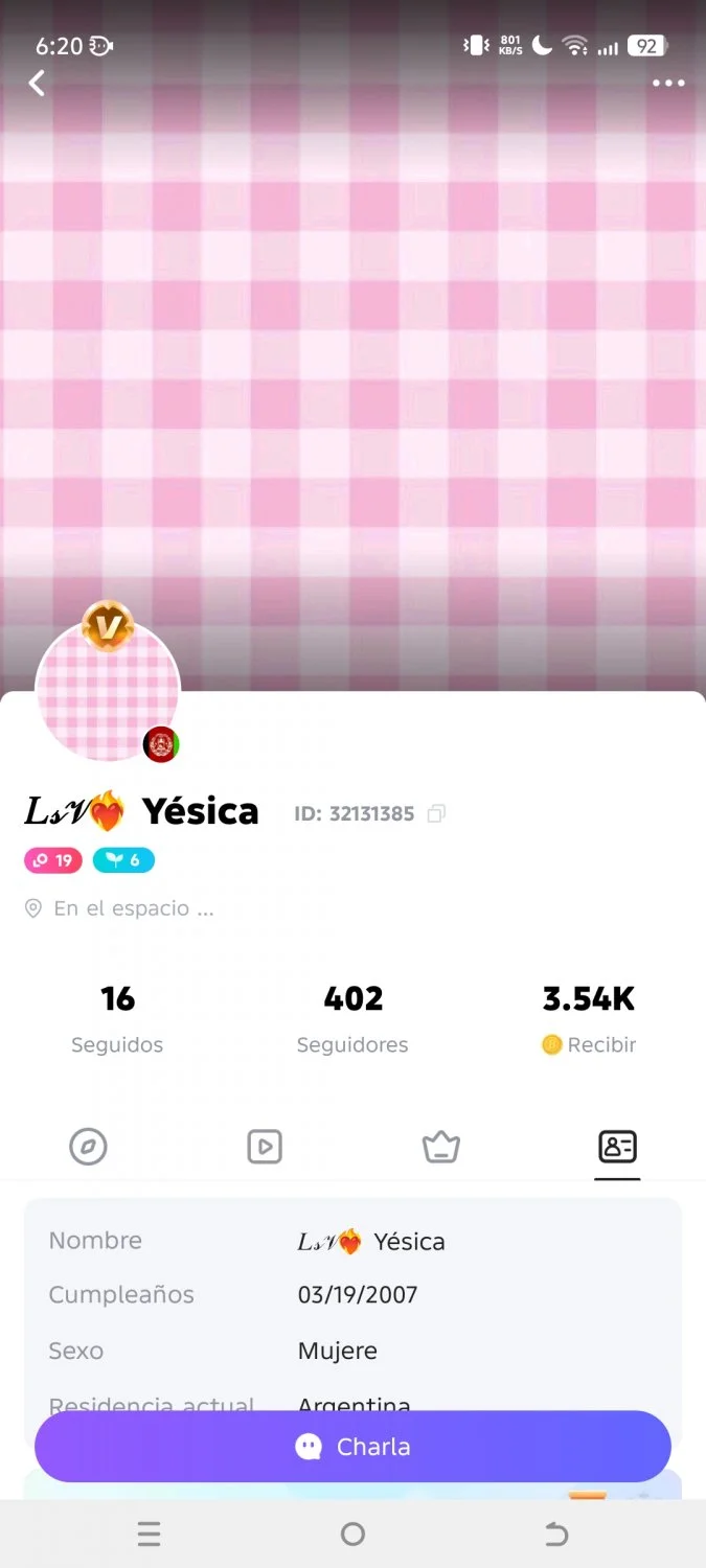Comunícate conmigo para llegar a un acuerdo eliminar tus videos por q de gratis no lo haré. main image