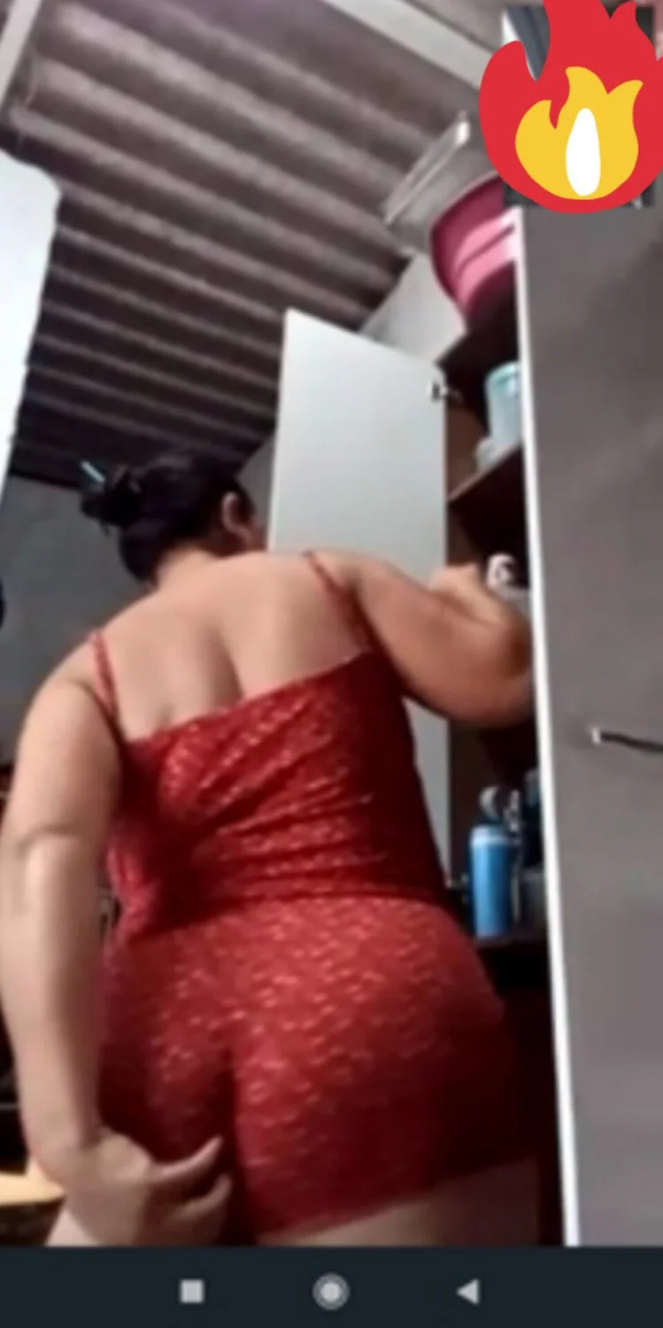Chamada de vídeo com a minha amante gordinha gostosa image 29
