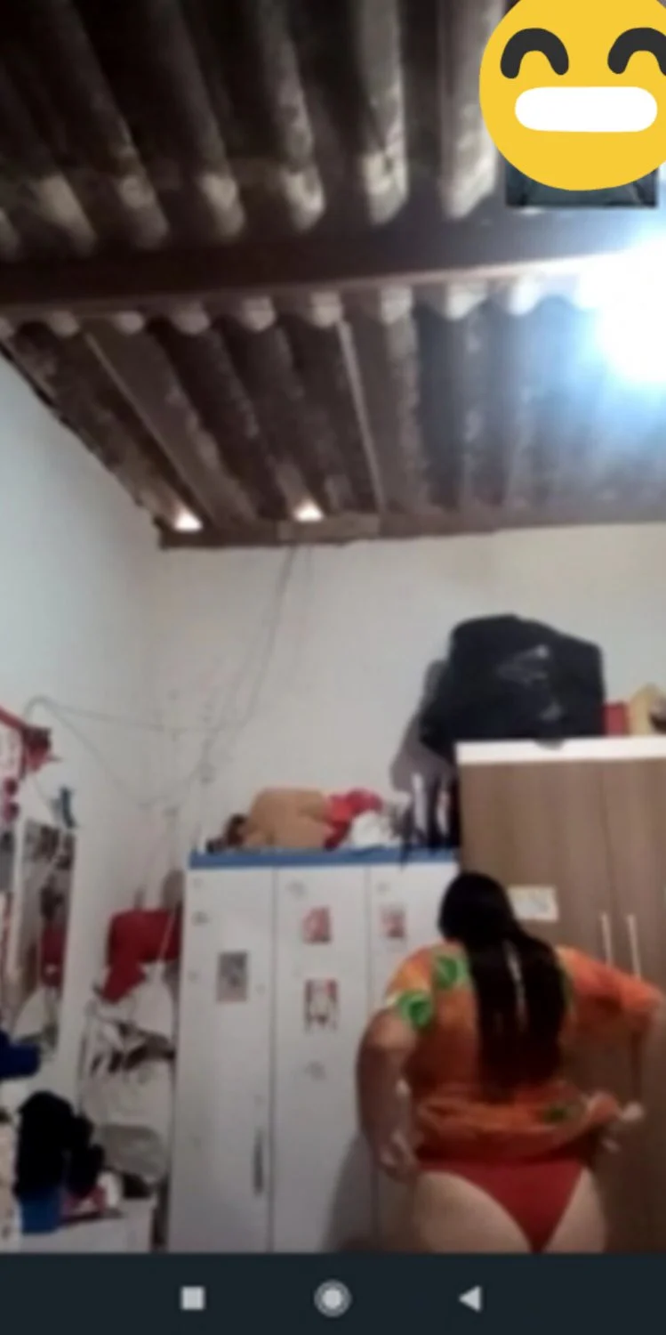 Chamada de vídeo com a minha amante gordinha gostosa image 34