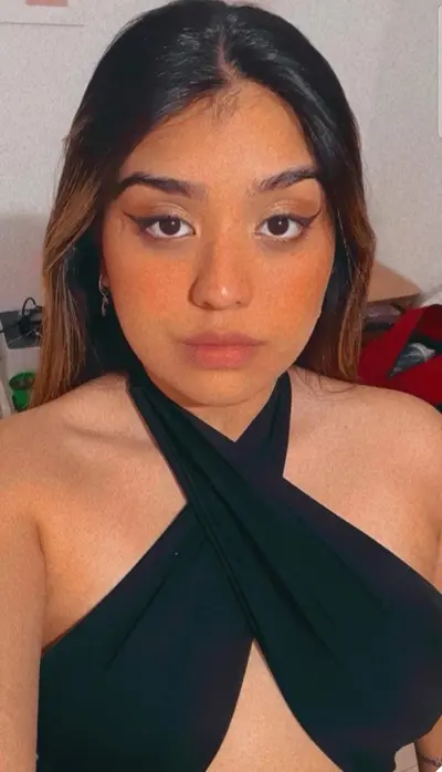 Valen tina gosta de exibir cover image