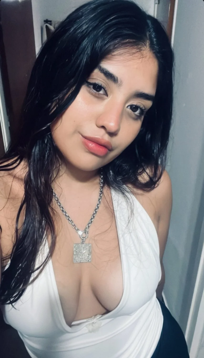 Valen tina gosta de exibir image 11